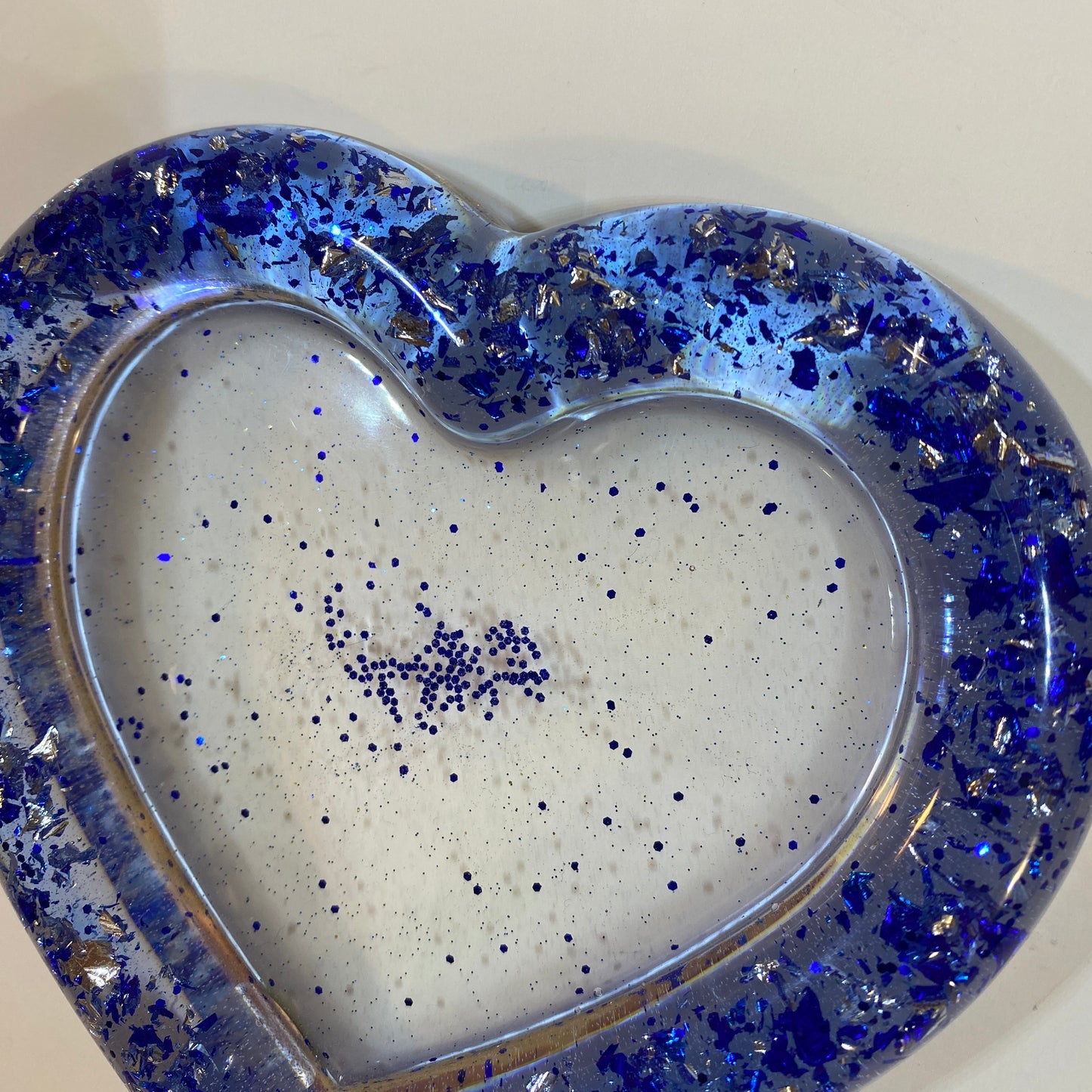 vide poches coeur résine epoxy feuilles d'argent bleu électrique 