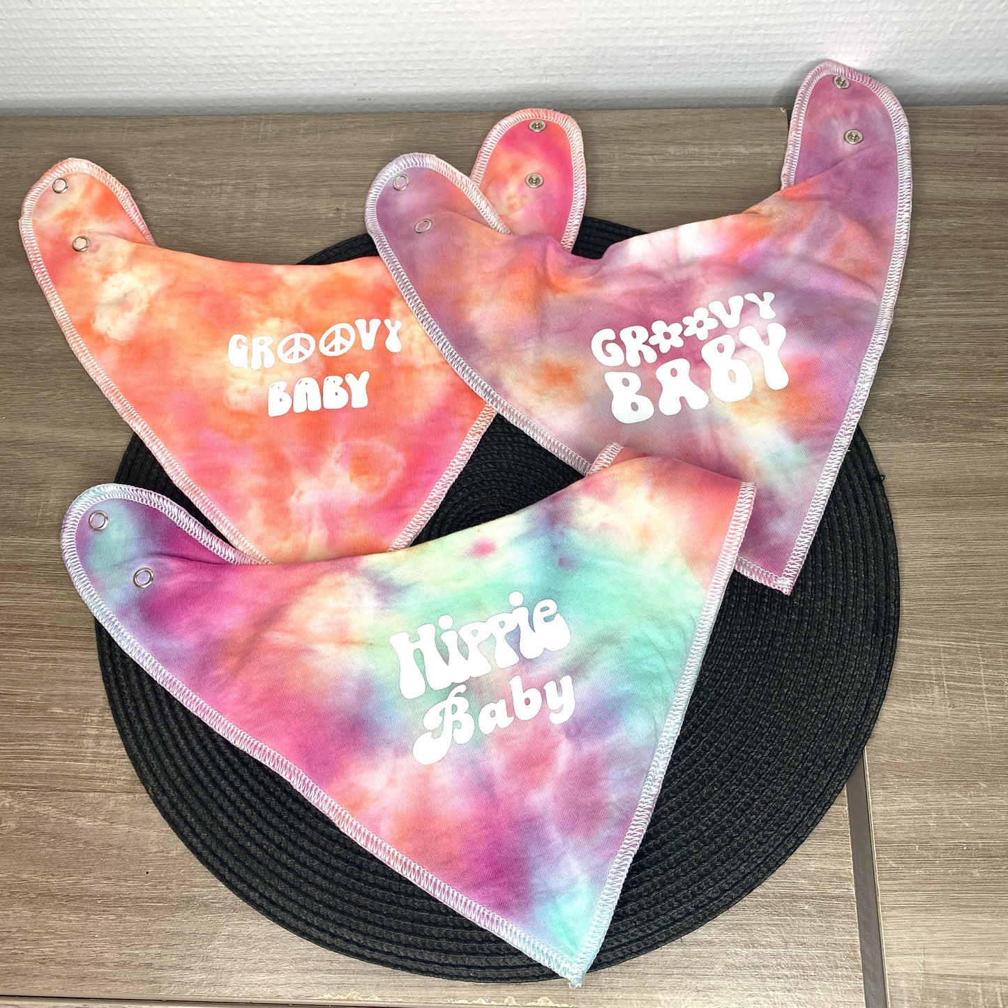 Bavoir triangle tie & dye  "Hippie Baby"