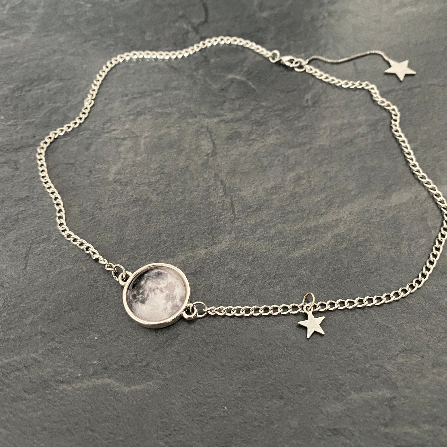 Collier ras de cou « full moon »